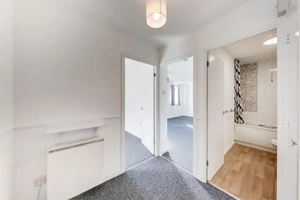 Flat Osbourne Road in Dartford