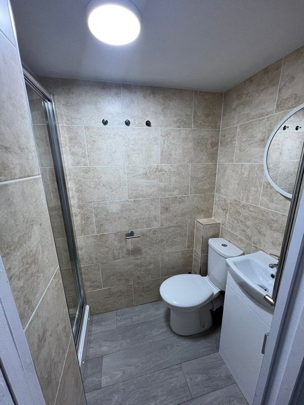 Flat Morpeth Gardens in Sheffield