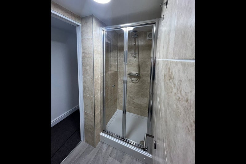 Flat Morpeth Gardens in Sheffield