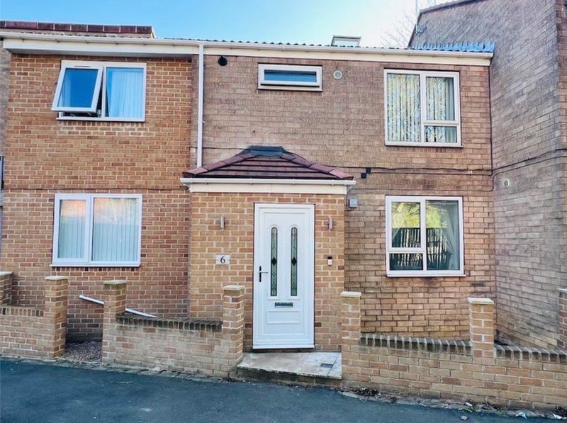 Flat Morpeth Gardens in Sheffield