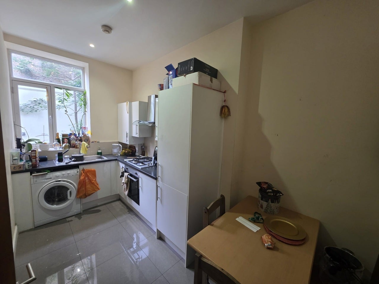 Flat Westbourne Road in Greater London