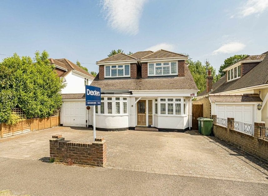 House Darby Crescent in Borough of Spelthorne
