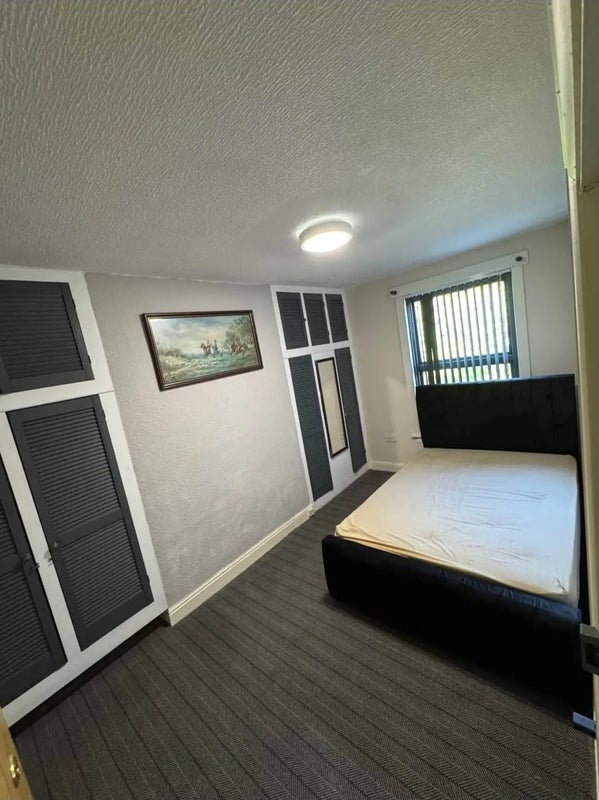 Room Back Rowland Terrace in Leeds