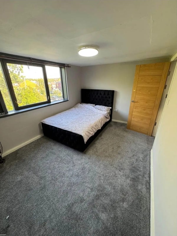 Room Back Rowland Terrace in Leeds