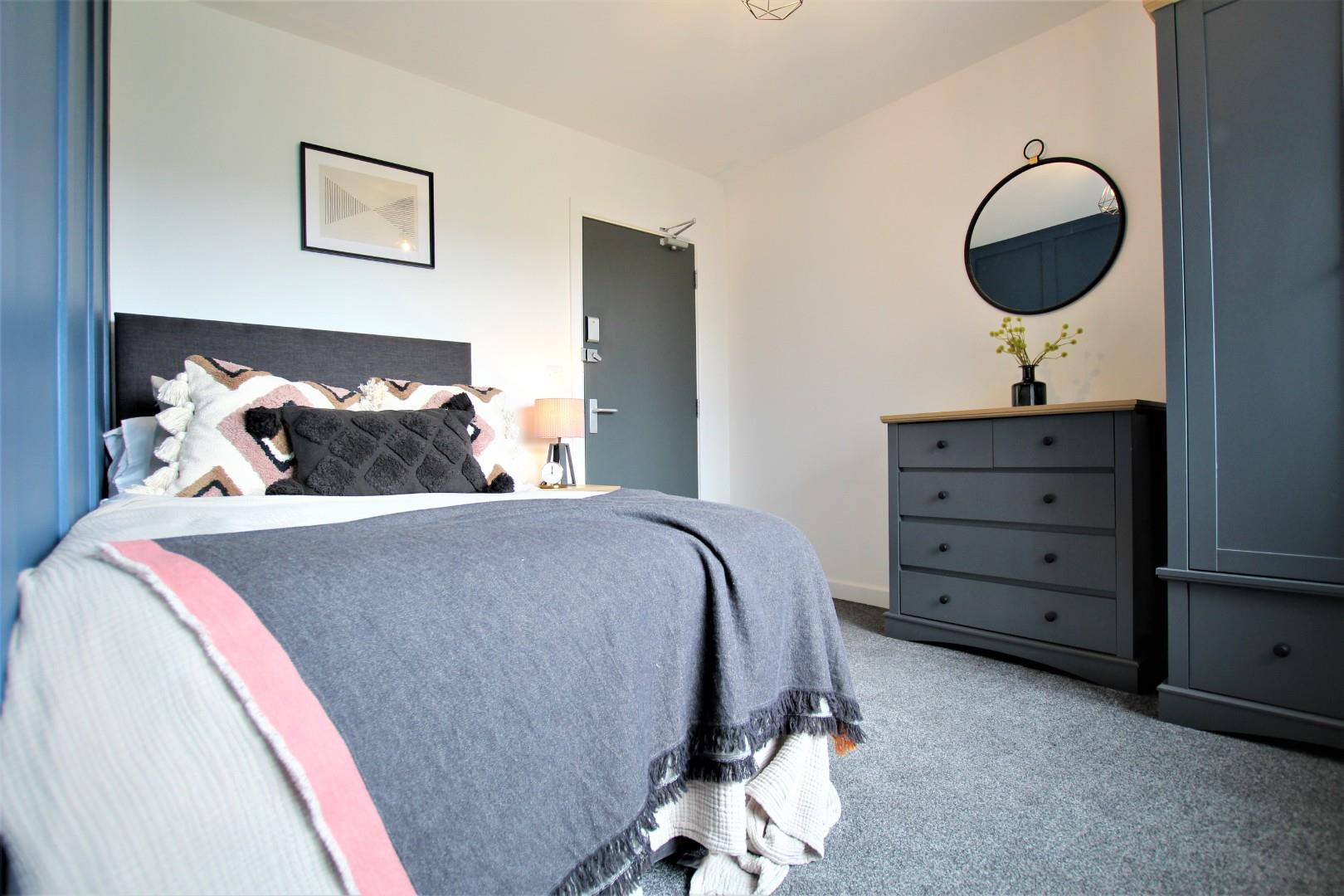 Room Kenilworth Drive in Erewash