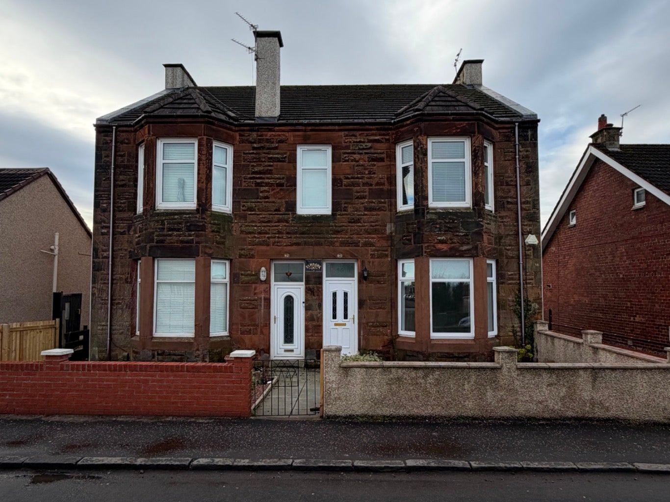 Flat Carfin Street in New Stevenston