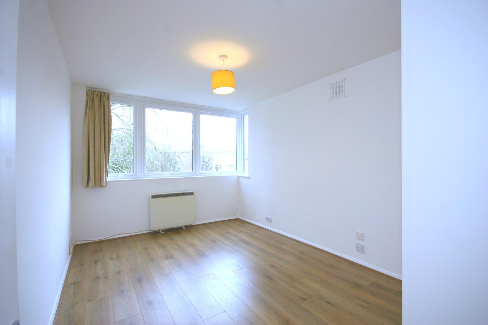 Flat Beckenham Grove in Greater London