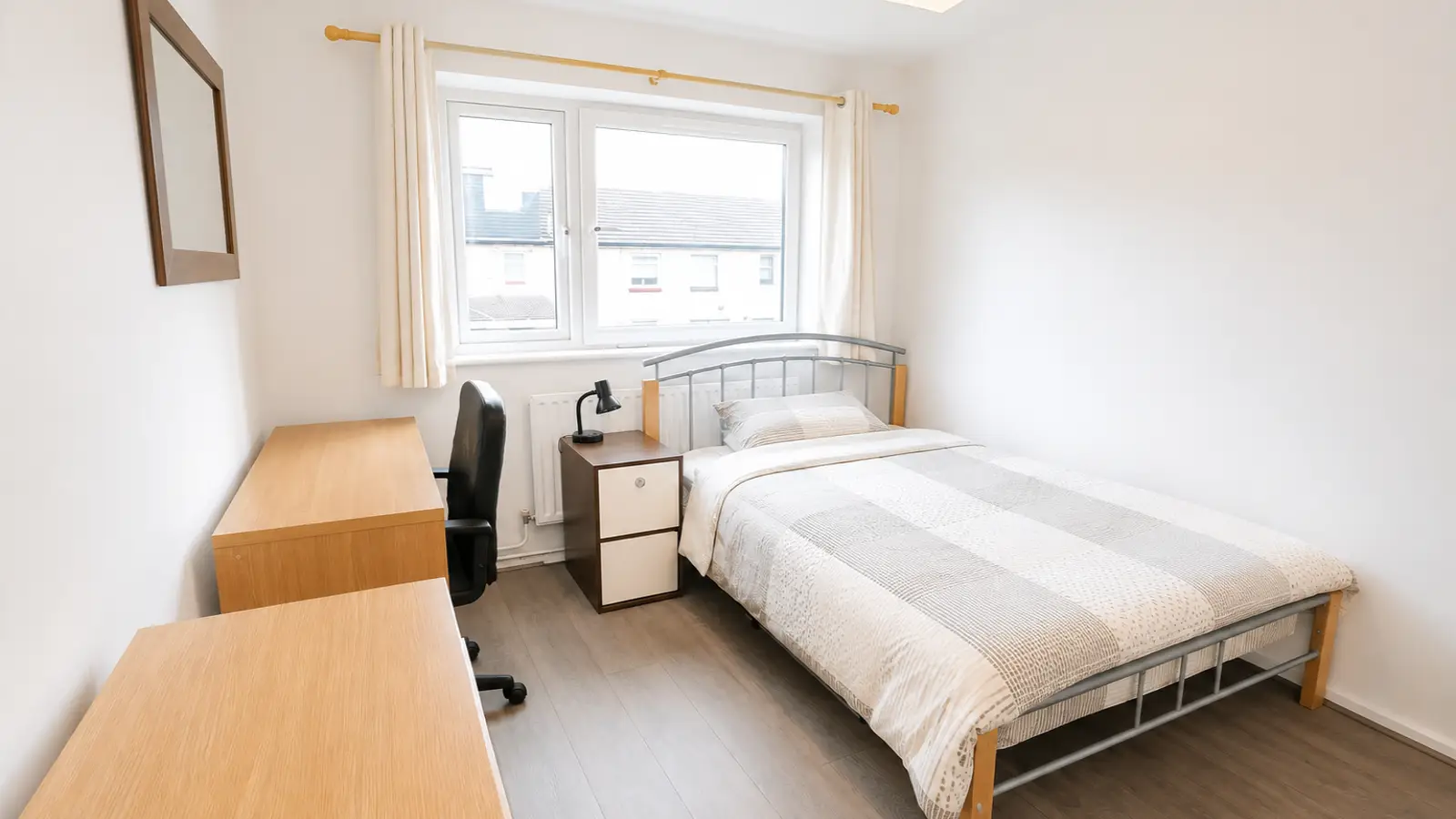 Room Beaumont Square in Greater London