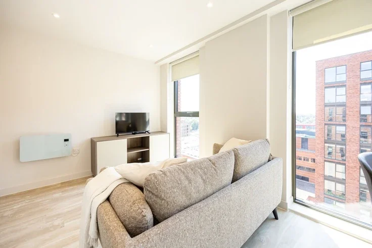 Flat Talbot Road in Trafford