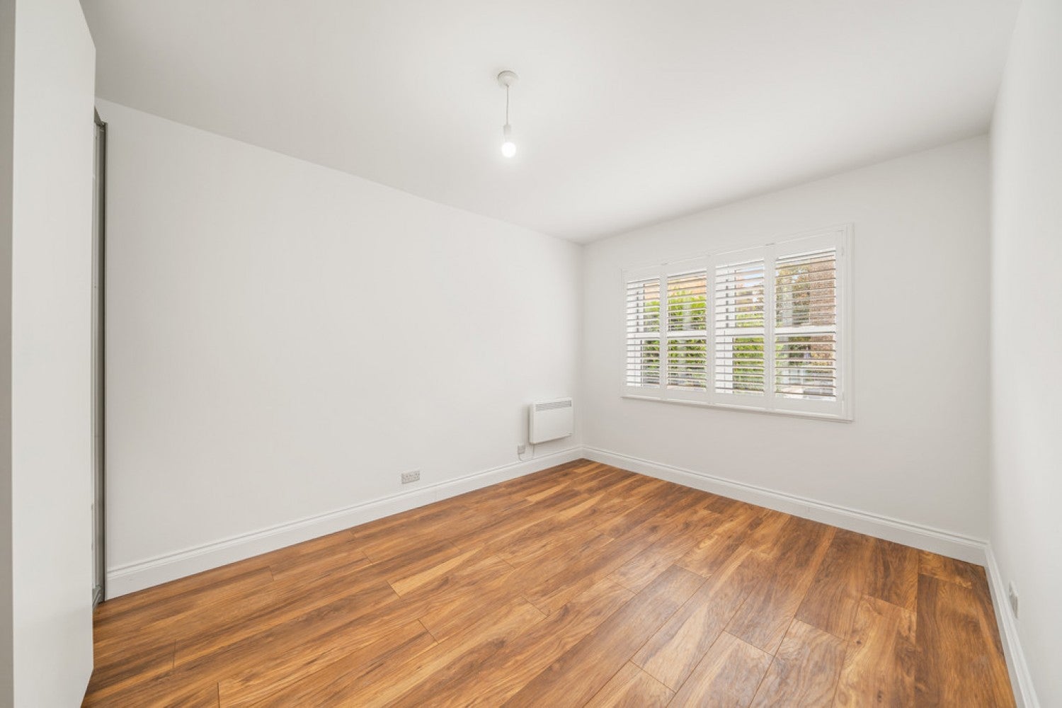 Flat Uverdale Road in Greater London