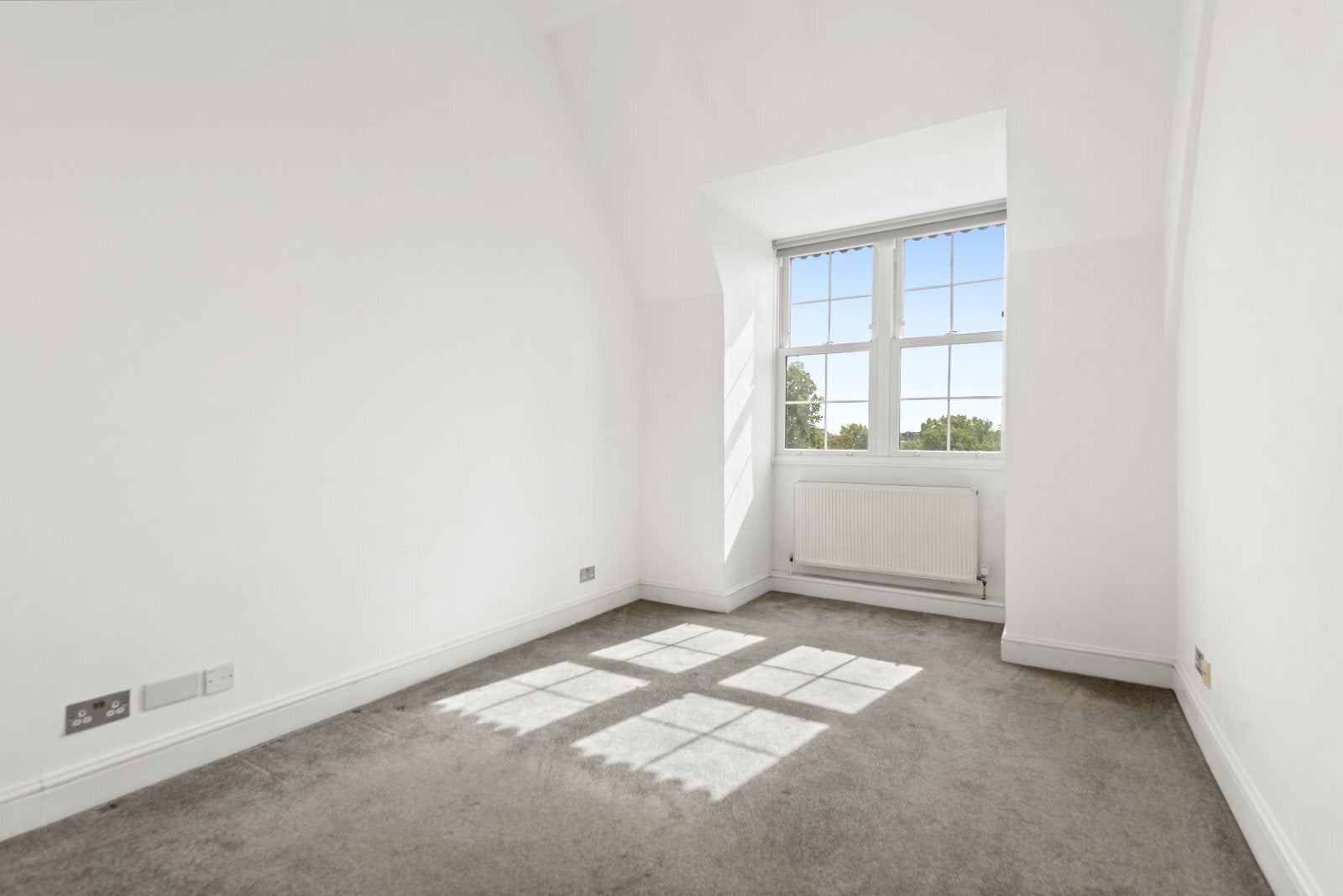 Flat Shillington Old School in Greater London