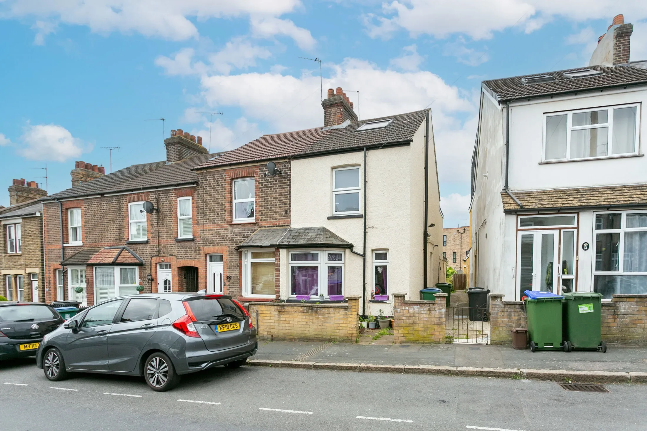 Flat Liverpool Road in Watford