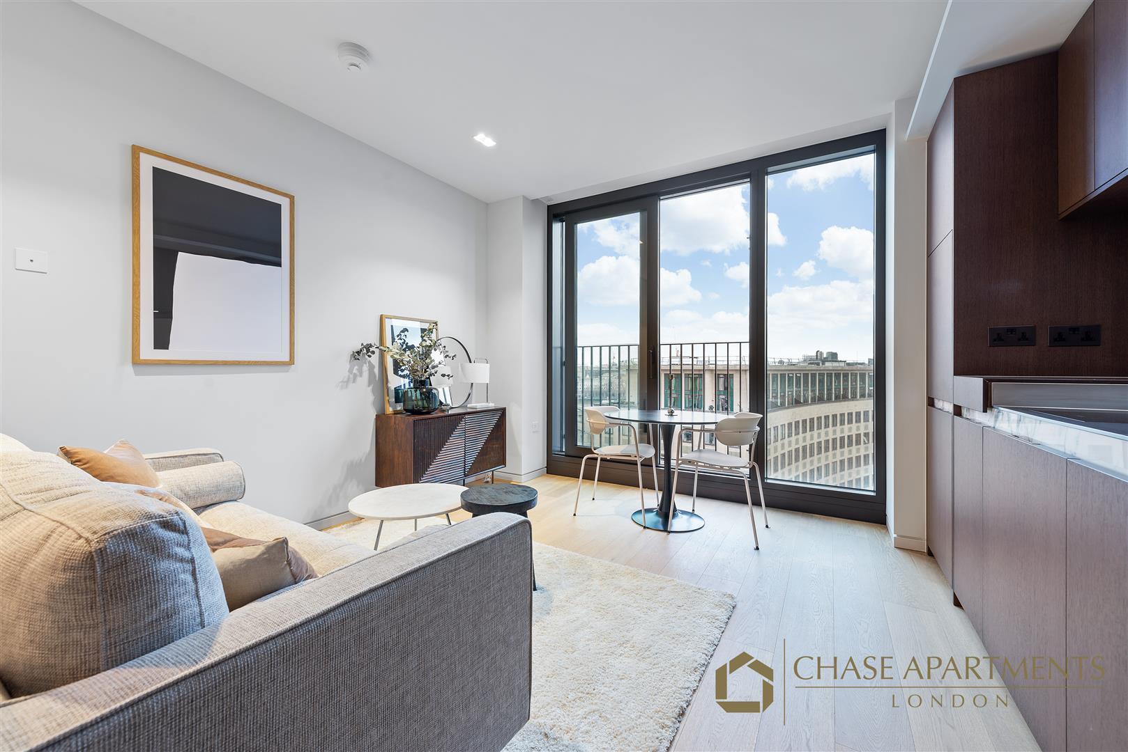 Flat Sutton Walk in Greater London