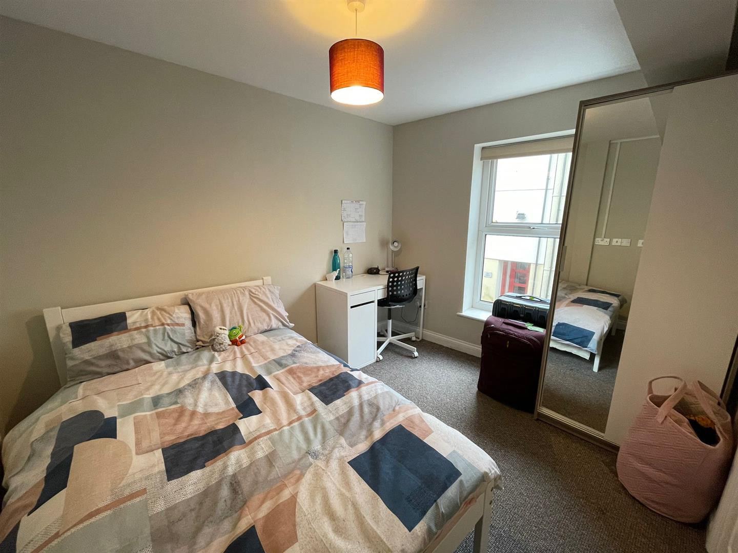 Room Camden Street in Plymouth