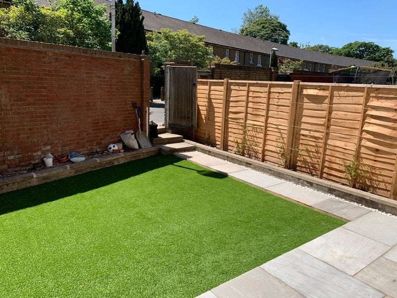 Room Kendal Close in Greater London