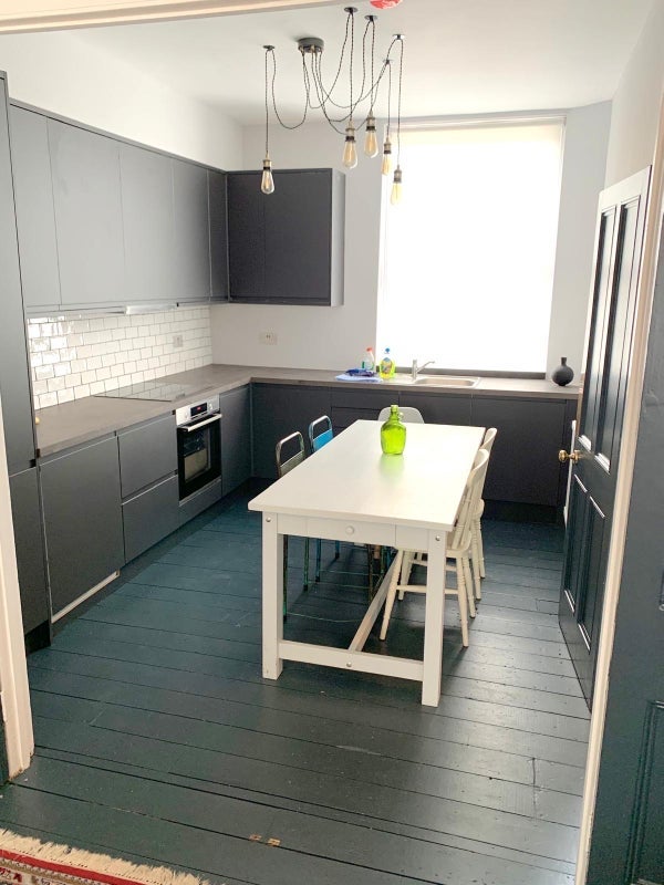 Room Kendal Close in Greater London