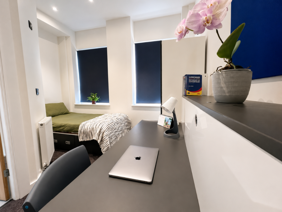 Room New Dover Road in Canterbury