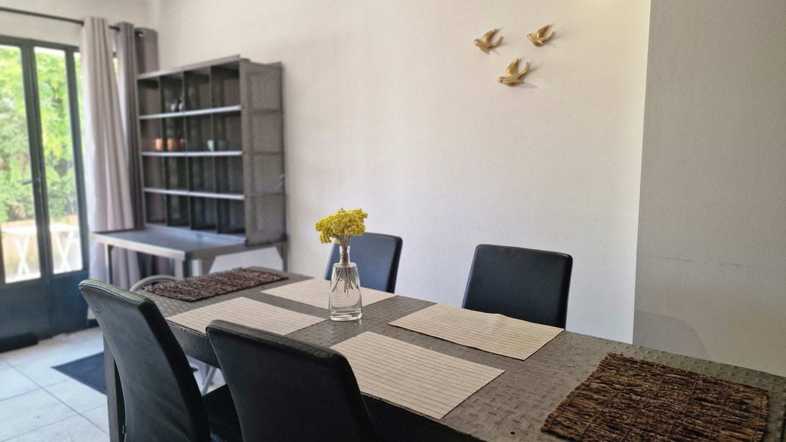 Appartement Chemin de Fontisson à Châteauneuf-de-Gadagne