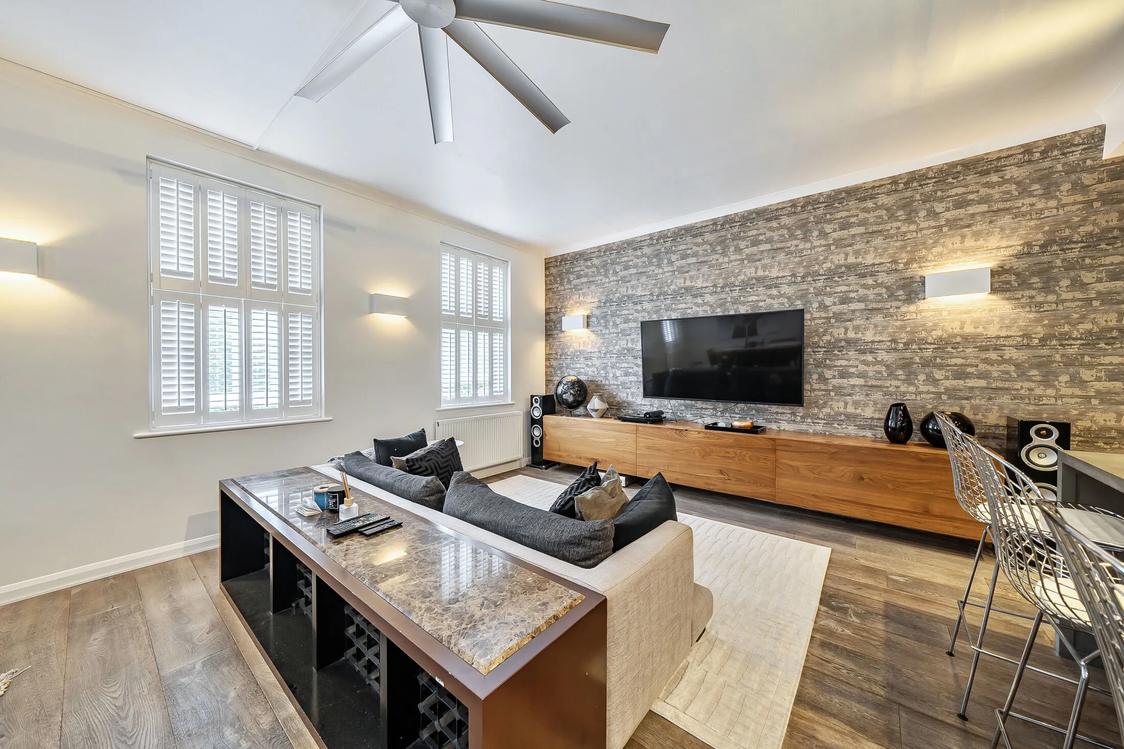 Flat Nevern Square in Greater London