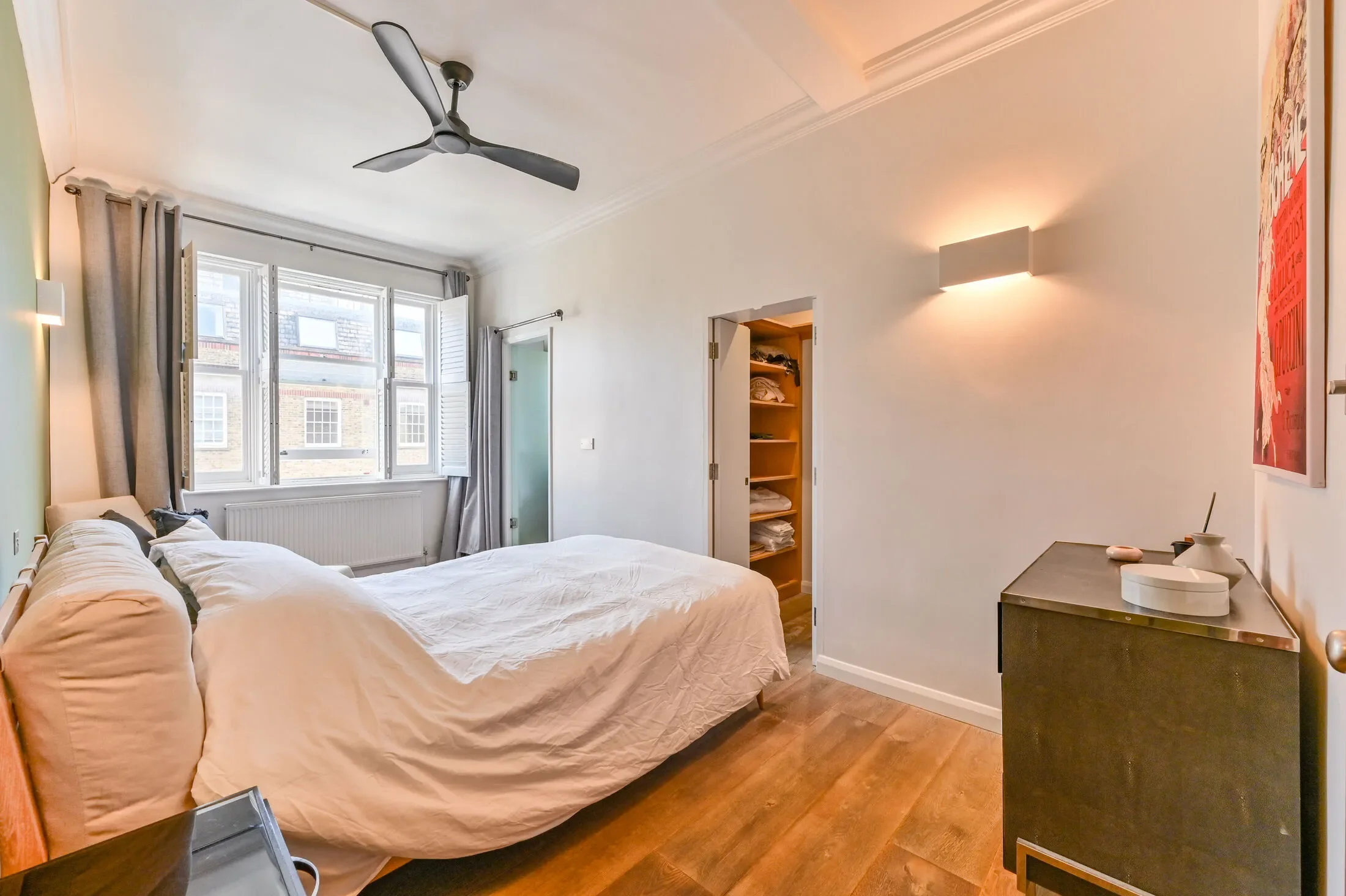 Flat Nevern Square in Greater London