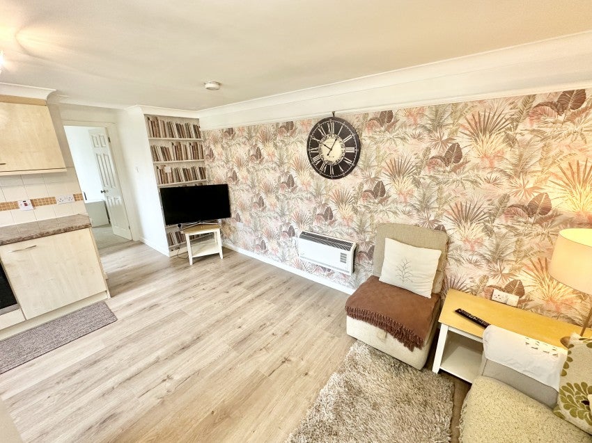 Flat Rivermead Road in Exeter
