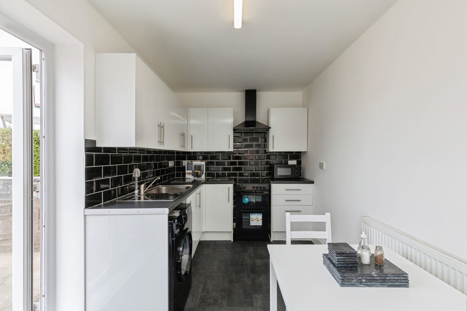 Room Brixham Road in Bristol