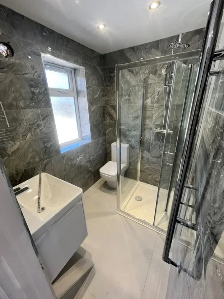 Room Darwin Drive in Greater London
