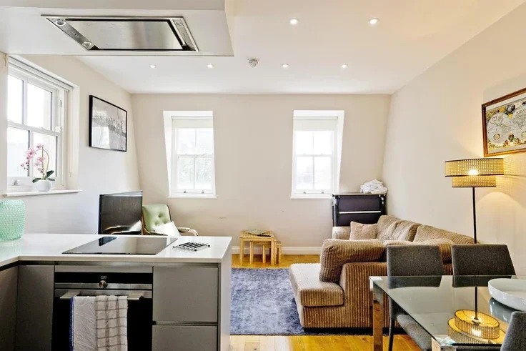 Flat Cromwell Road in Greater London