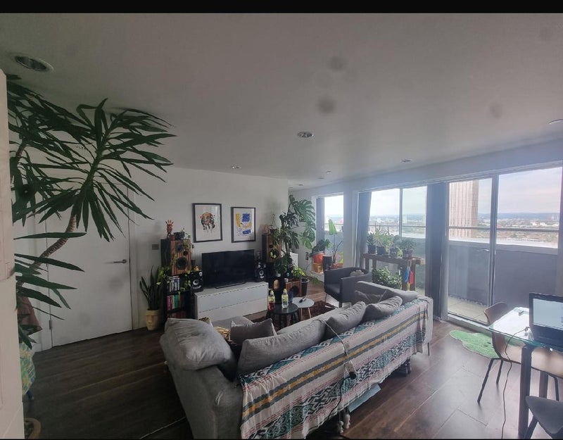 Room Orange in Salford