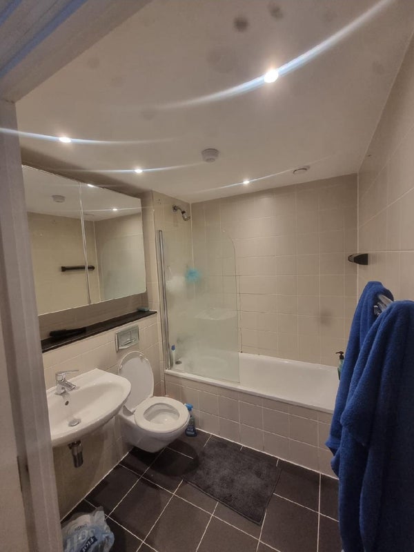 Room Orange in Salford