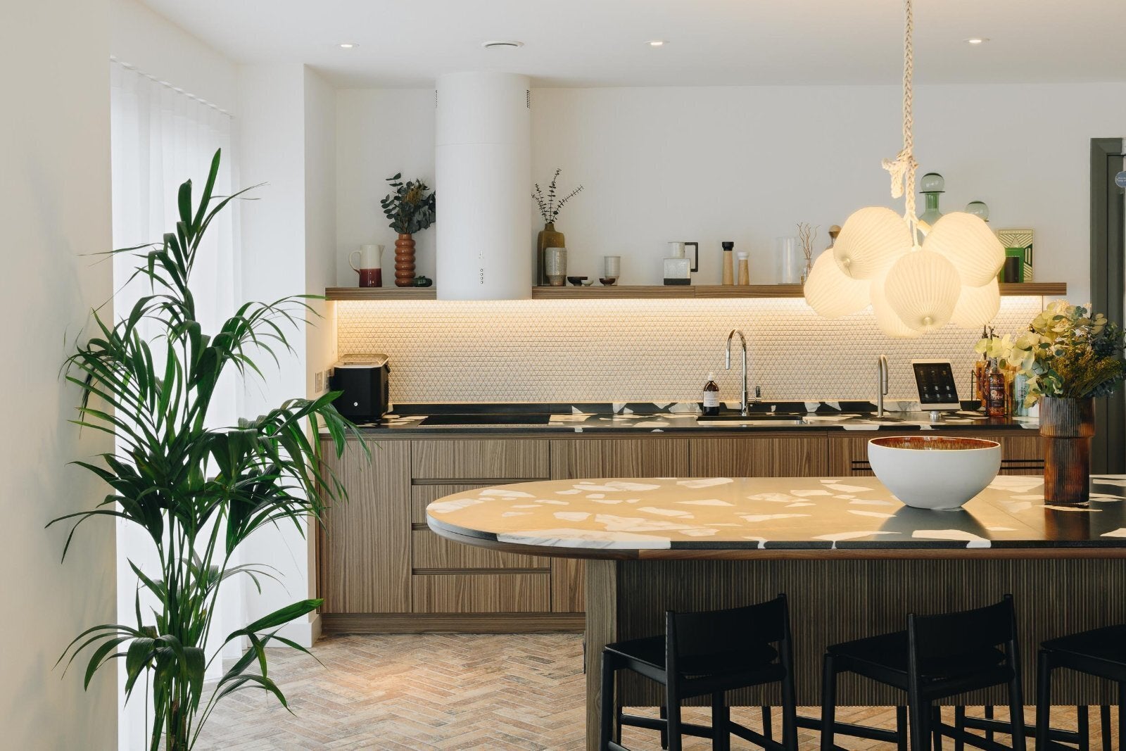 Flat New Drum Street in Greater London