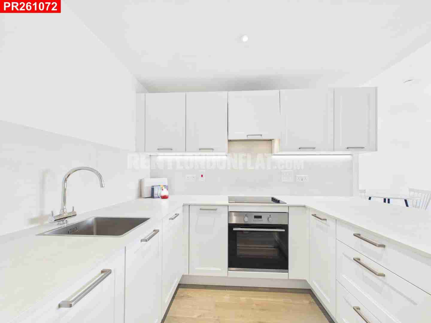 Flat Burlington Road in Greater London