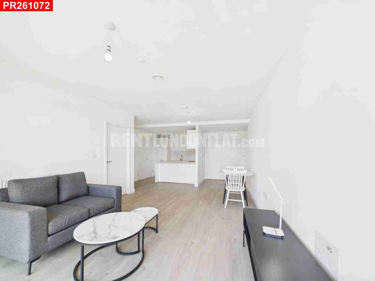 Flat Burlington Road in Greater London