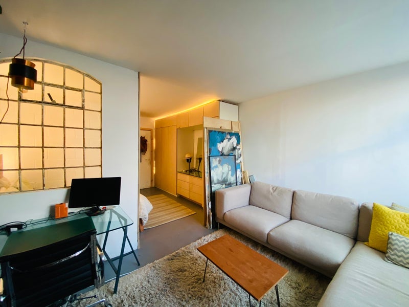 Room Ashfield Road in Greater London