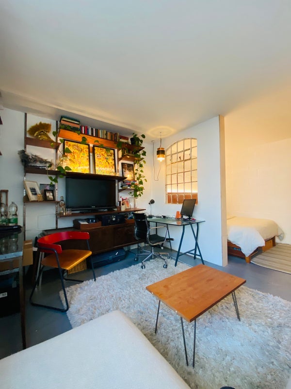 Room Ashfield Road in Greater London