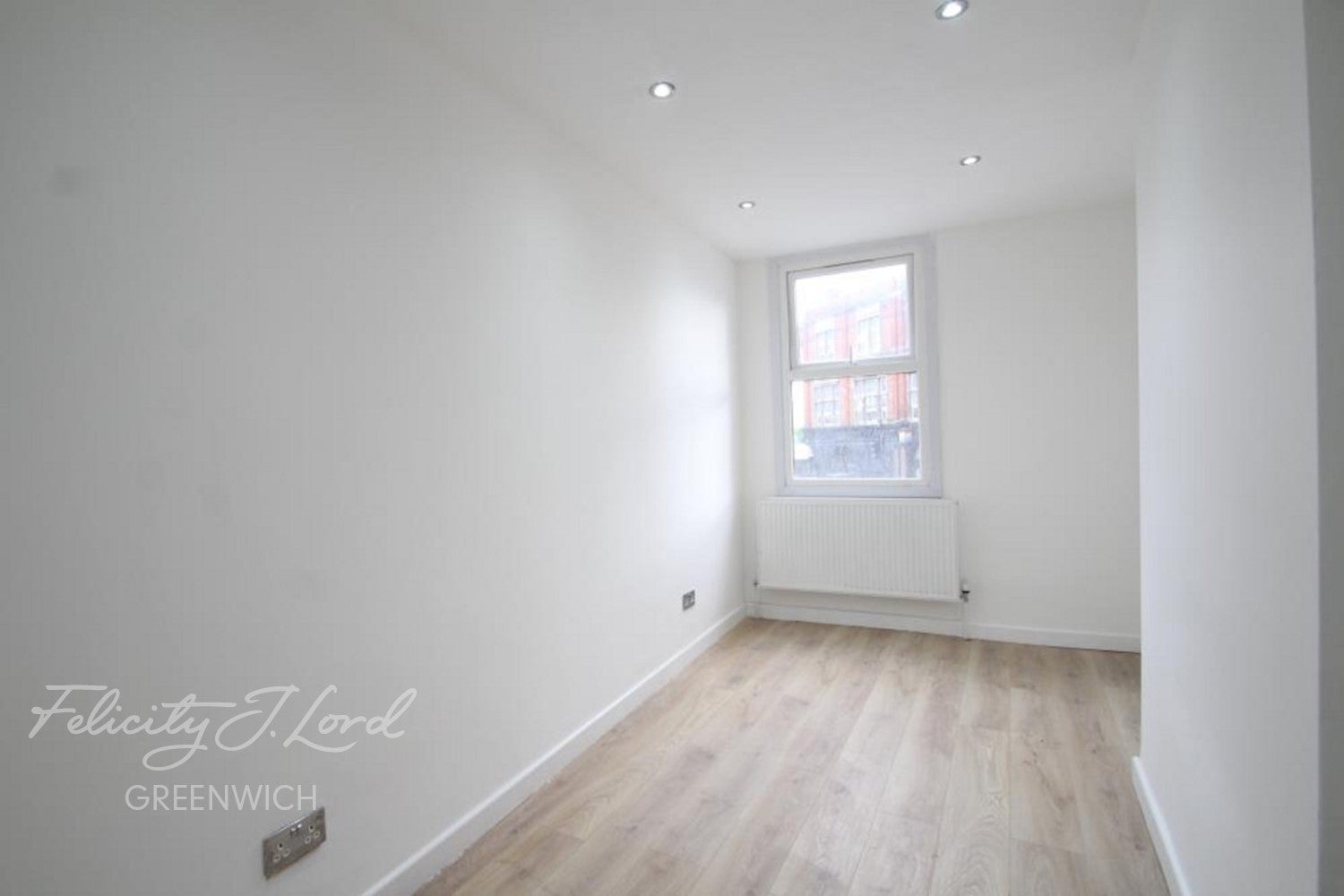 Flat Blackheath Road in Greater London