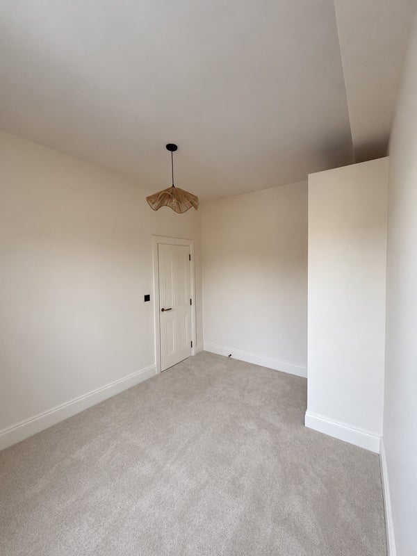 Room Droop Street in City of Westminster
