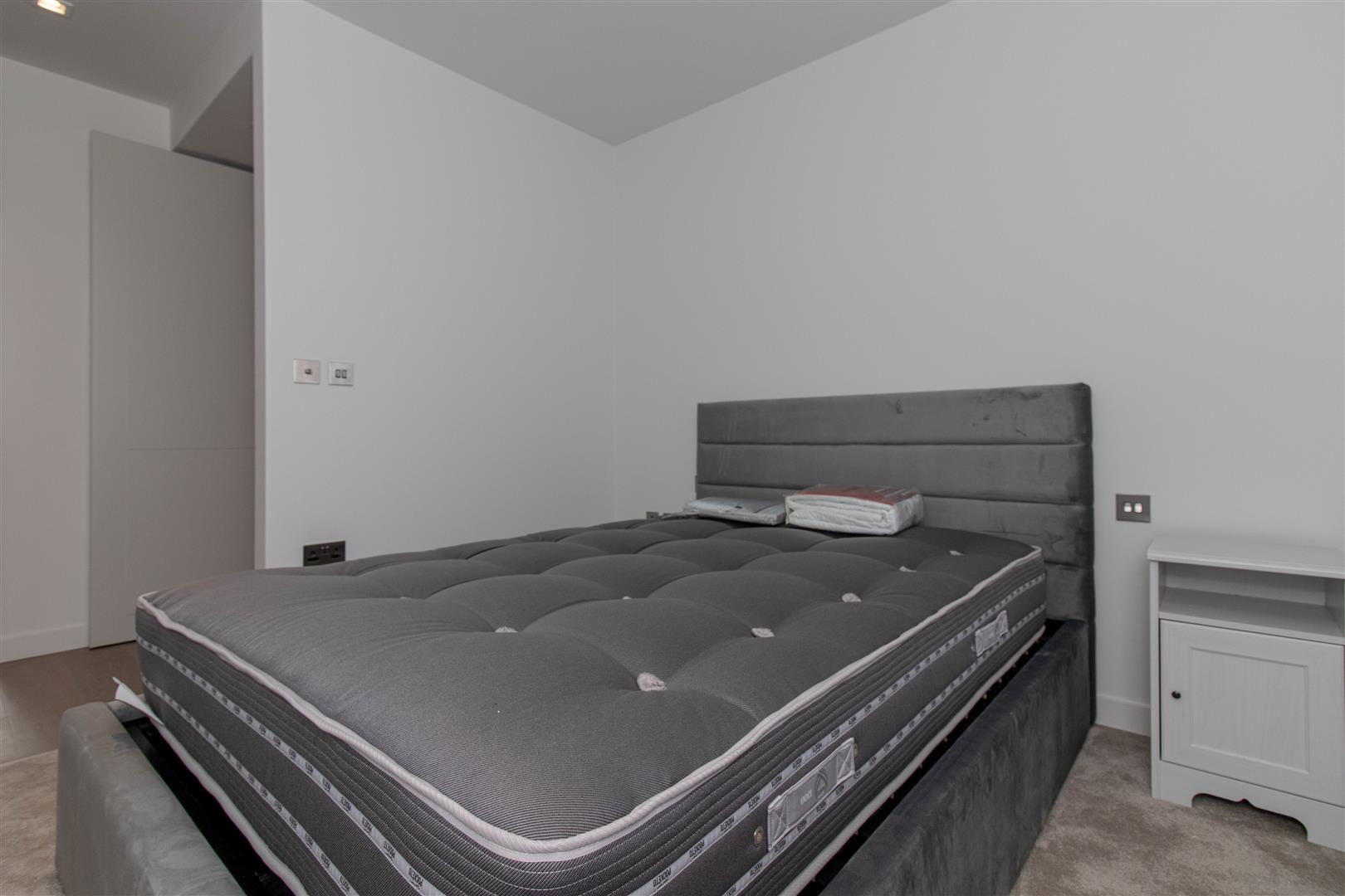 Flat Newcastle Place in City of Westminster