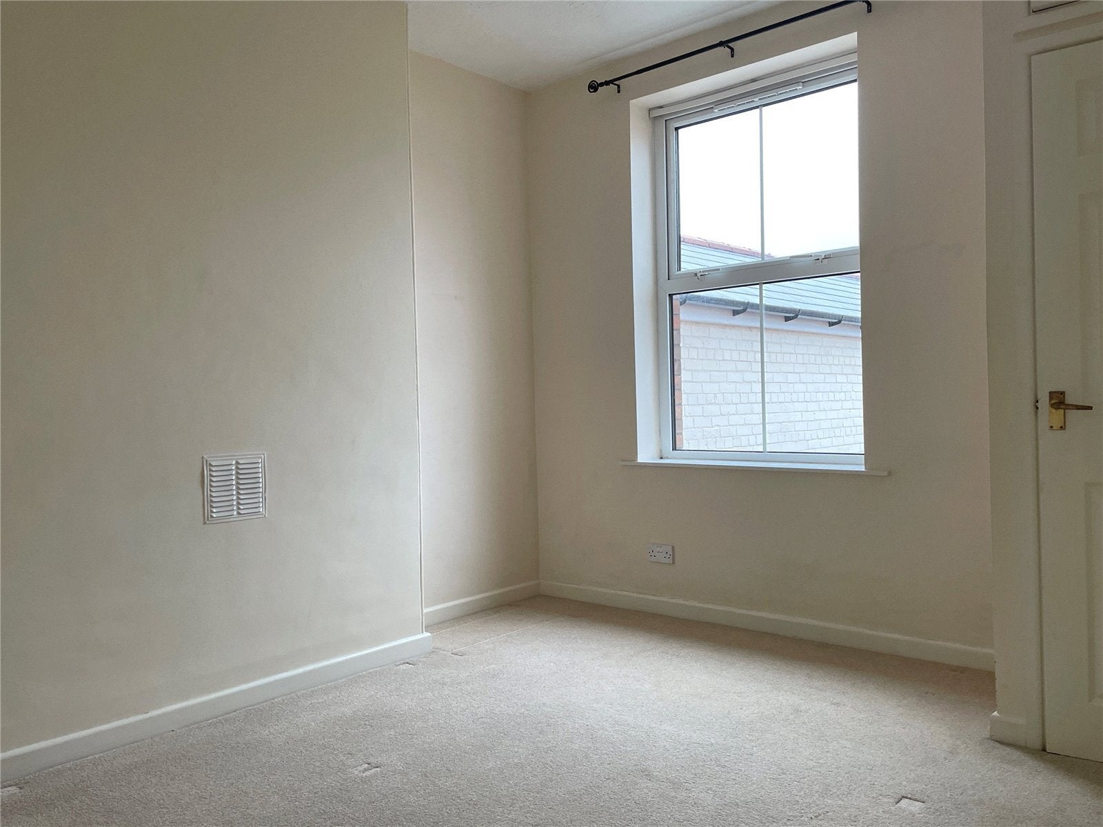Flat Priory Avenue in Taunton