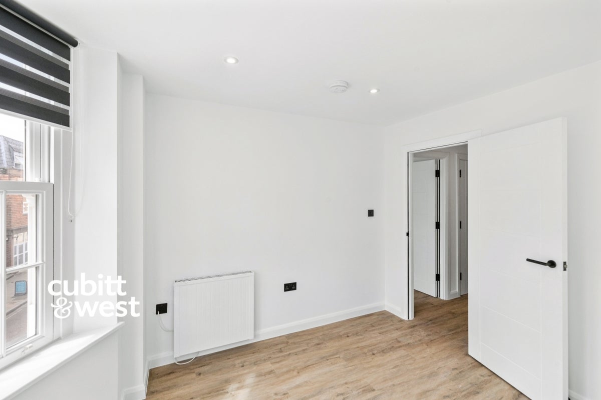 Flat Mulgrave Road in Greater London