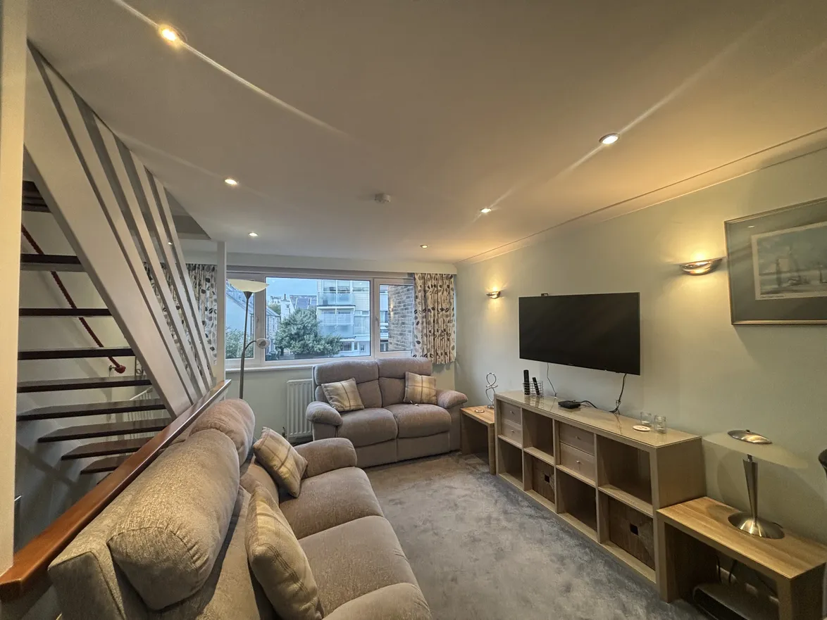 House Market Hill in Cowes