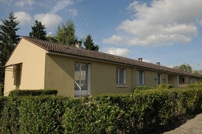 House Rue du Poitou in Saint-Genou