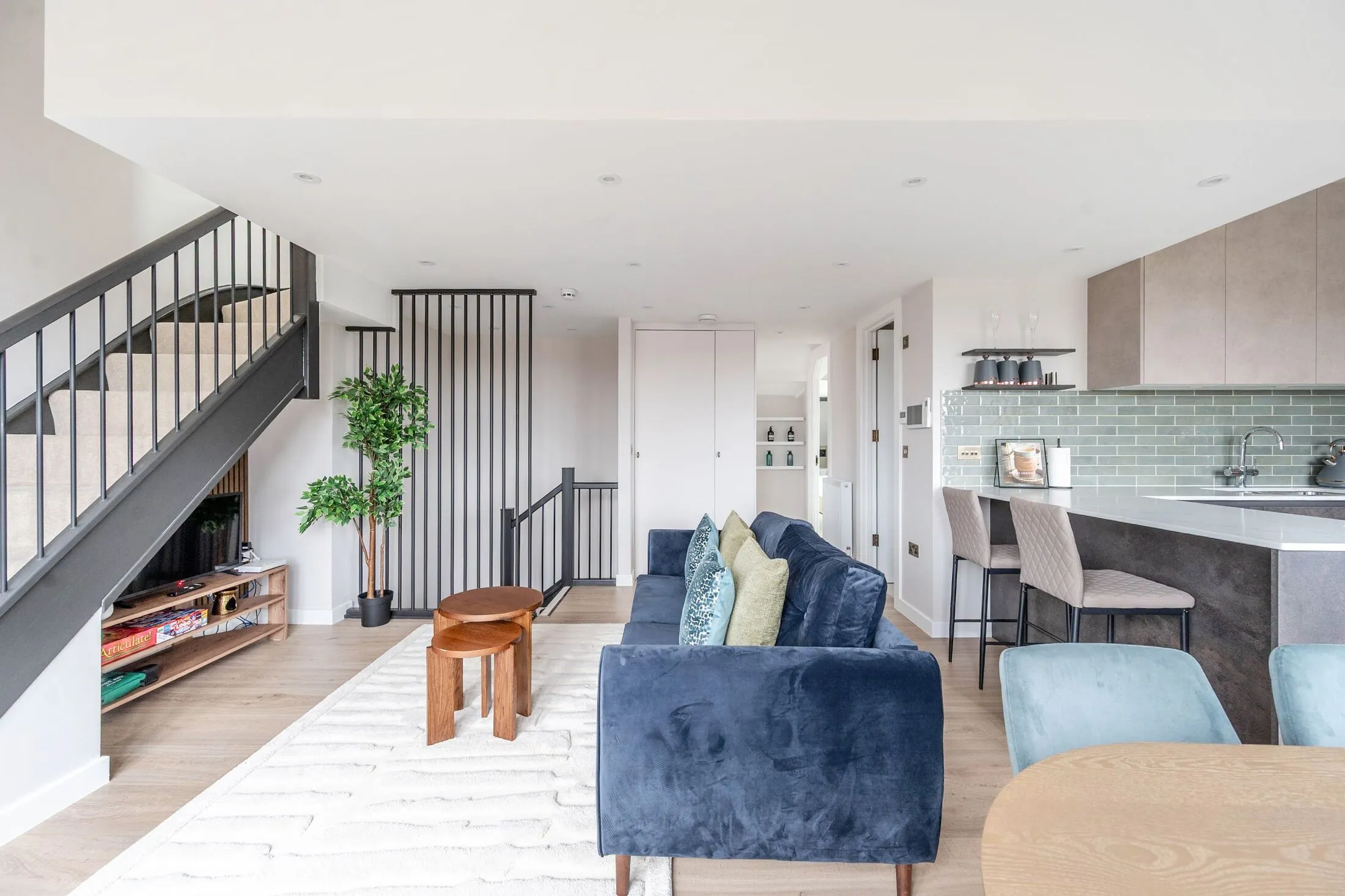 Flat The Ridgeway in Greater London
