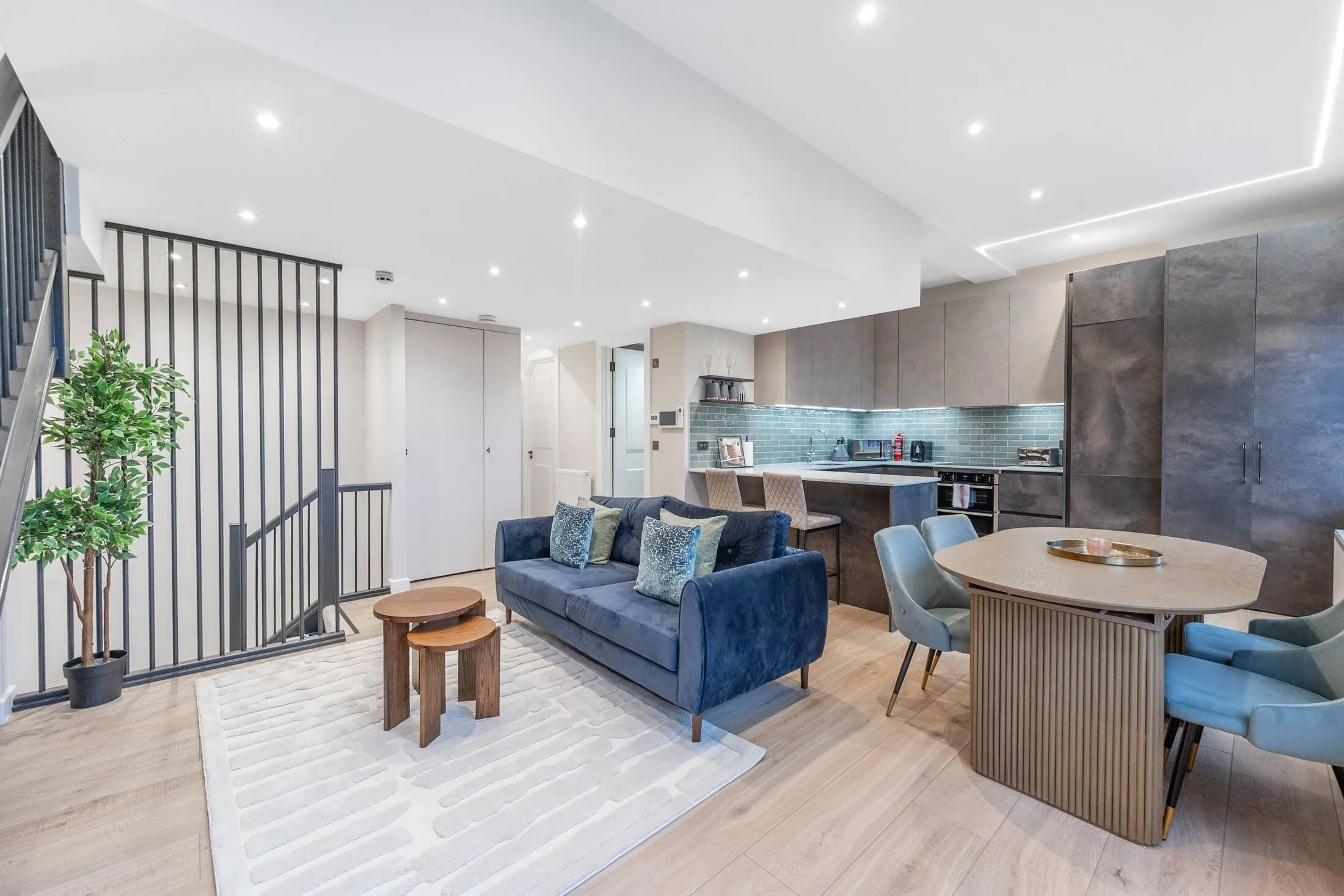 Flat The Ridgeway in Greater London
