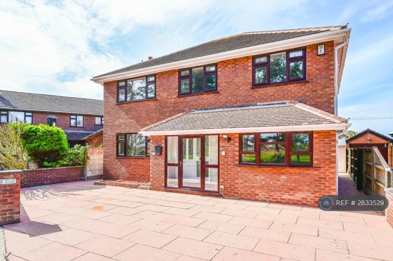 House Lynton Road in Sefton