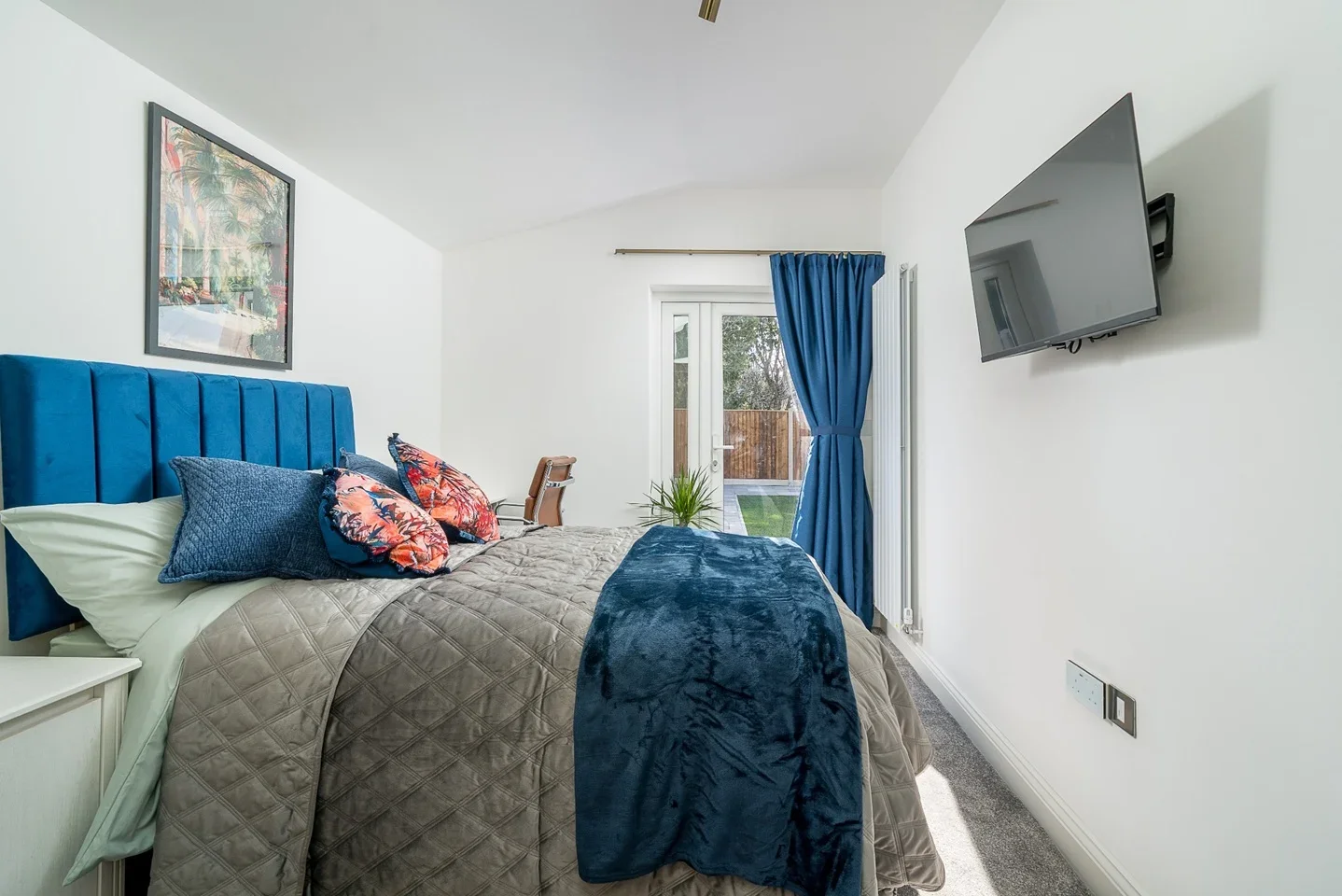 Room Park Avenue in Greater London