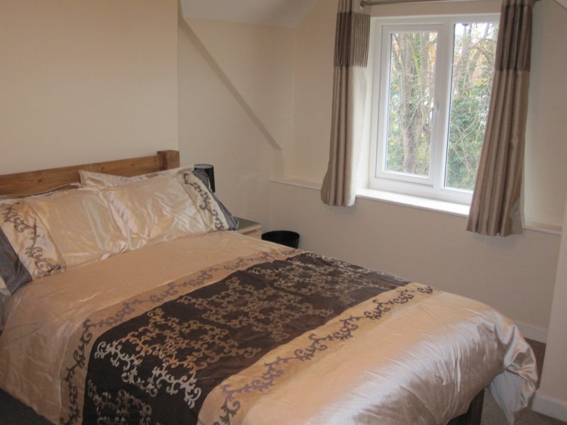 Room Millsbro Road in Redditch