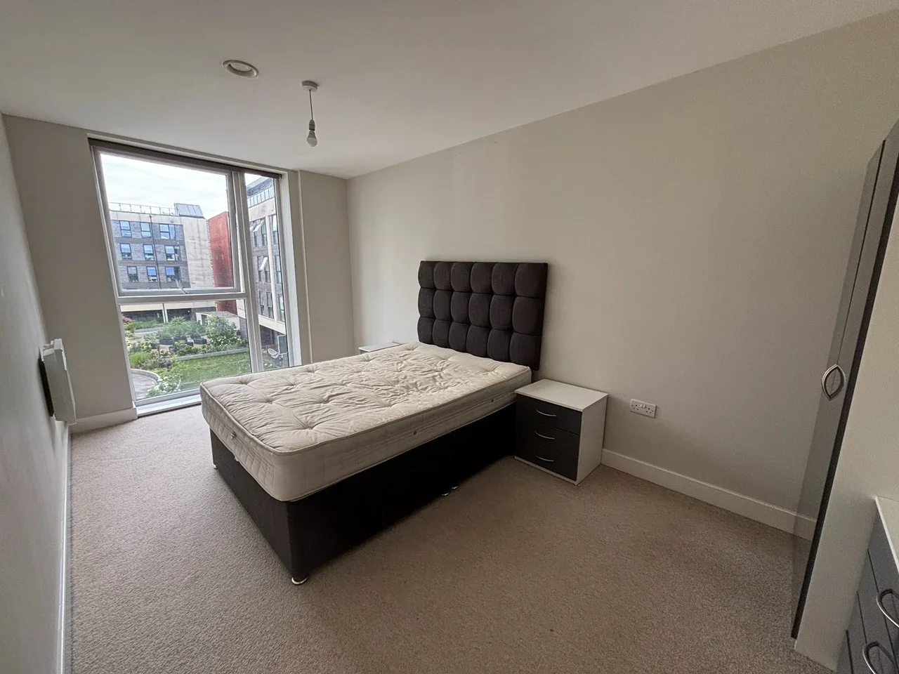 Flat Ordsall Lane in Salford