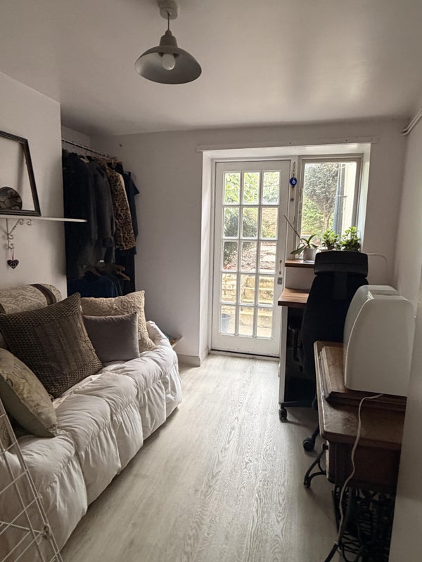 Room Portland Road in Greater London