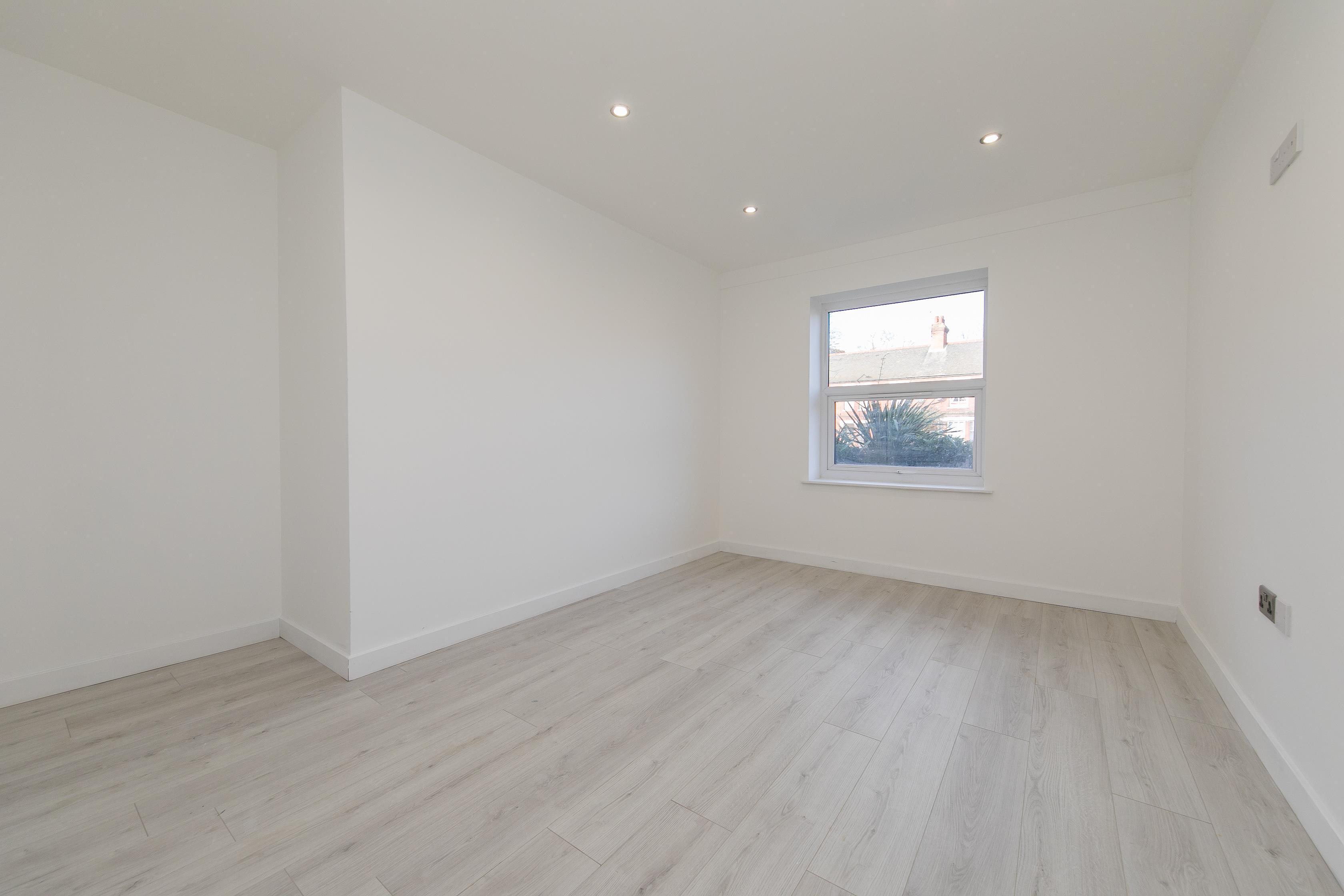 Flat Cromwell Square in Ipswich